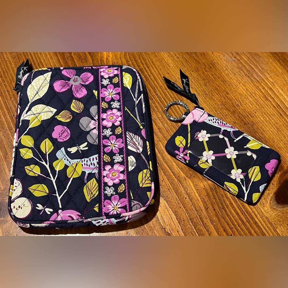 Vera Bradley Bundle  Retired Floral Nightingale E-Reader Tech Case & ID Wallet